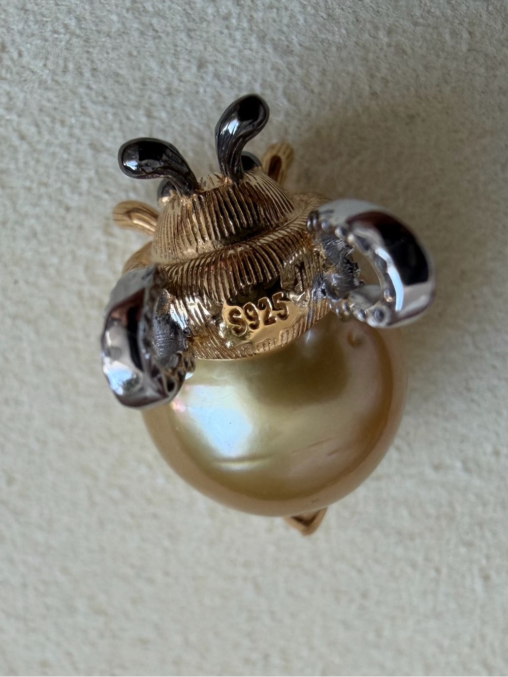 South Sea Golden Pearl Bee Pendant 🐝 | 11.8mm | S925 Sterling Silver | New - Picture 9 of 11